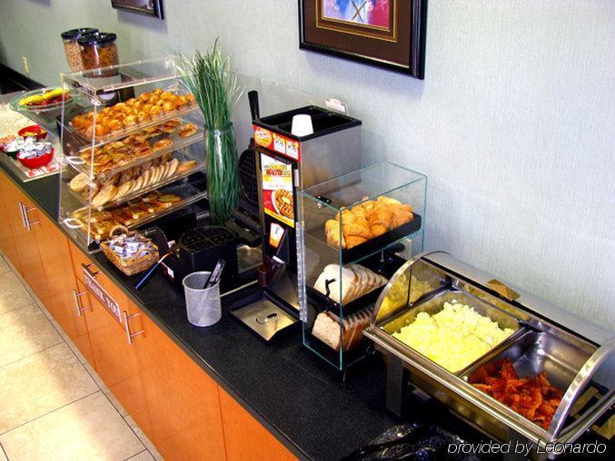 Best Western Plus JFK Inn&Suites Houston Restaurant photo